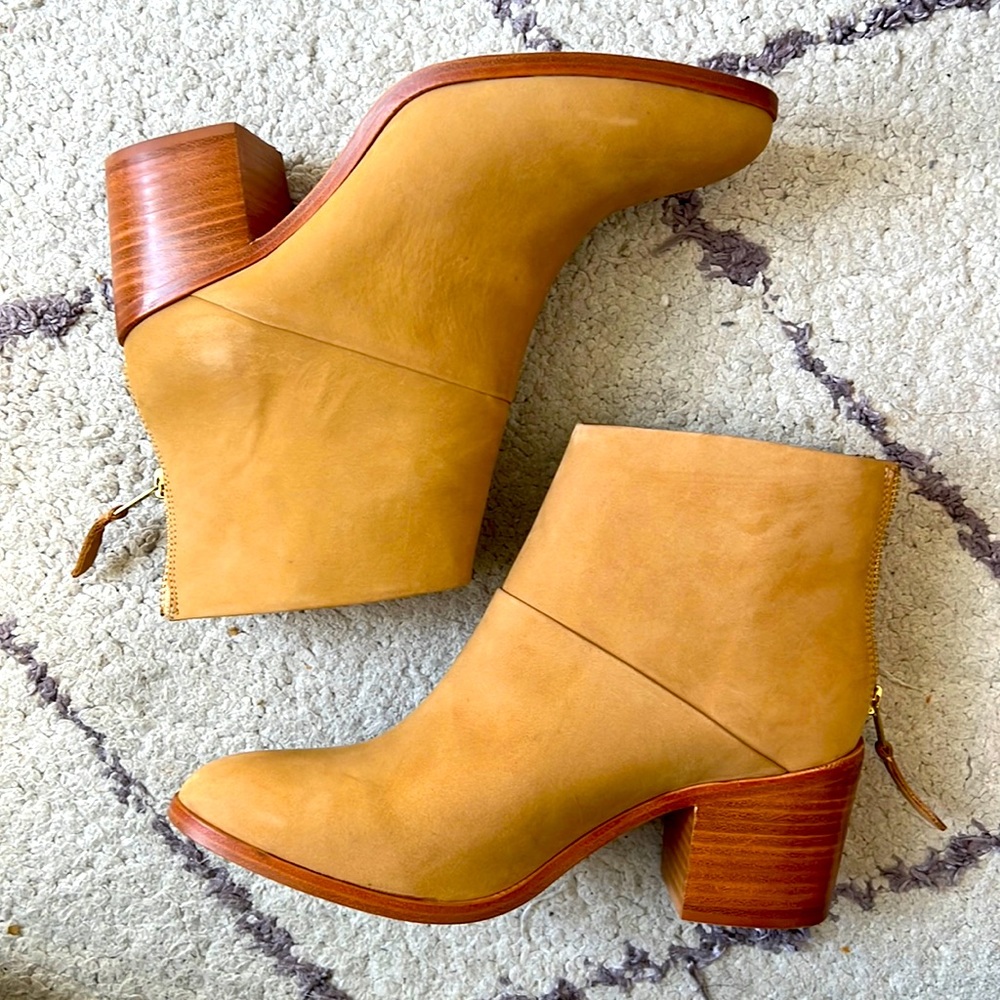 Size 9.5 Nisolo Dari Boot in wheat. New and never worn, in original box!